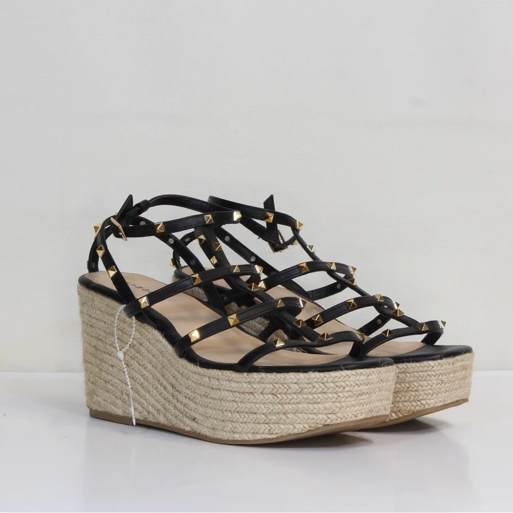 Bamboo Black Strappy Espadrille Studded Platform Gladiator Sandals NWOT